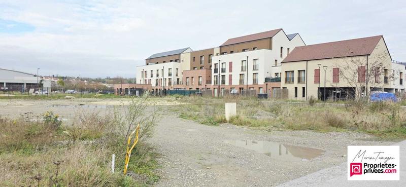 Terrain constructible - 1 956 m²