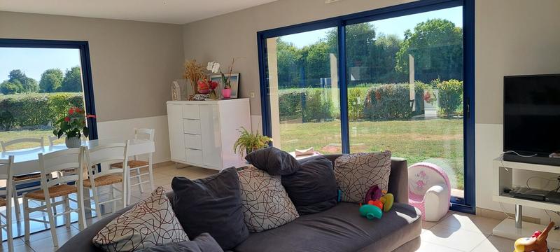 Pavillon - 240 m² - 8 pièces