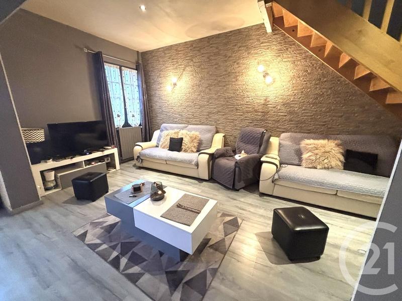 Maison - 111 m² - 4 pièces