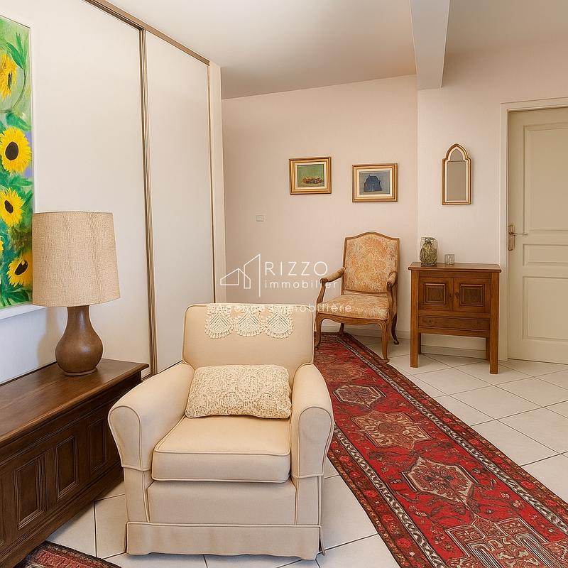 Appartement - 143 m² - 4 pièces