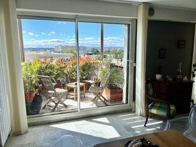 Appartement - 81 m² - 4 pièces