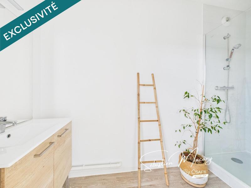 Appartement - 96 m² - 5 pièces