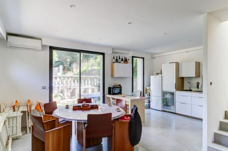 Maison - 94 m² - 4 pièces