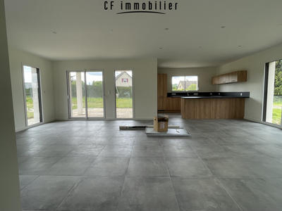 Maison - 105 m² - 4 pièces