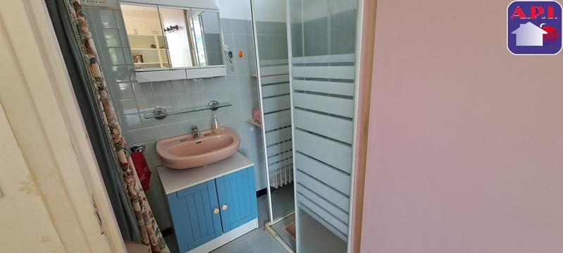 Maison - 220 m² - 8 pièces