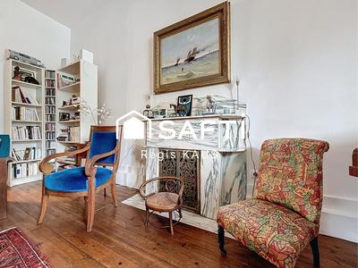 Maison - 199 m² - 7 pièces