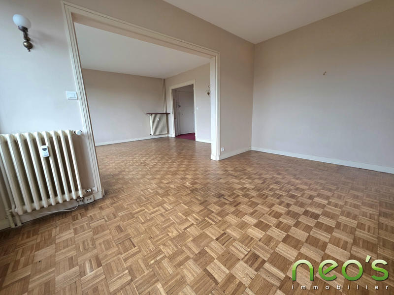 Appartement - 88 m² - 5 pièces