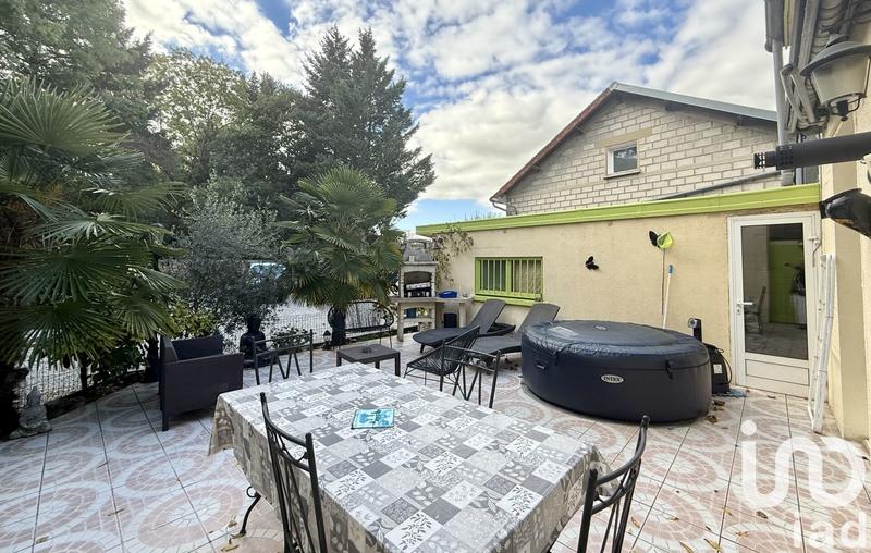 Maison - 92 m² - 4 pièces