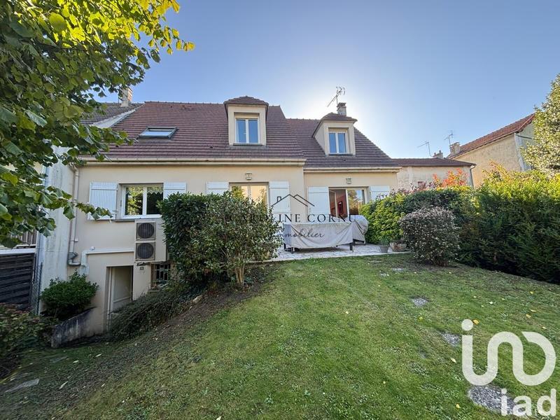 Maison - 150 m² - 7 pièces