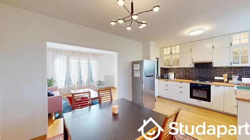 Chambre - 56 m² - 1 pièce