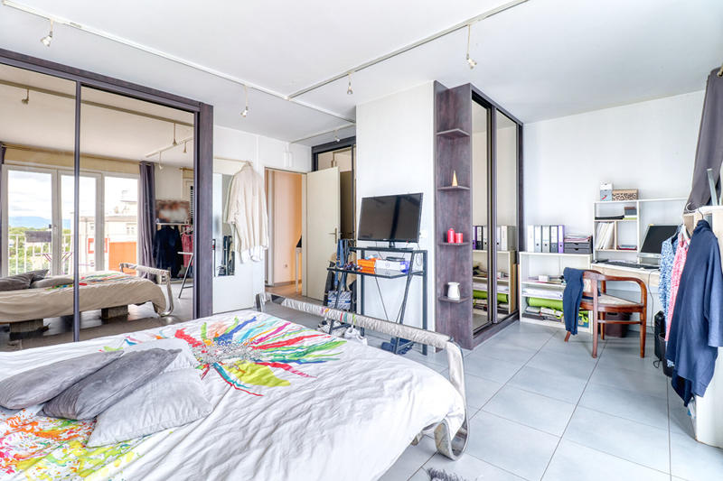 Appartement - 191 m² - 6 pièces