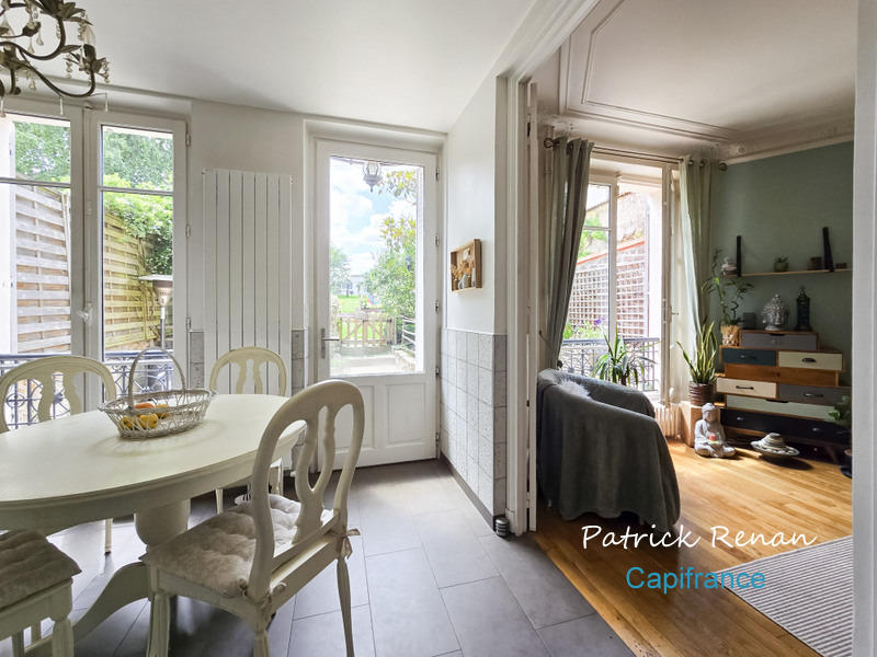 Maison bourgeoise - 237 m² - 9 pièces