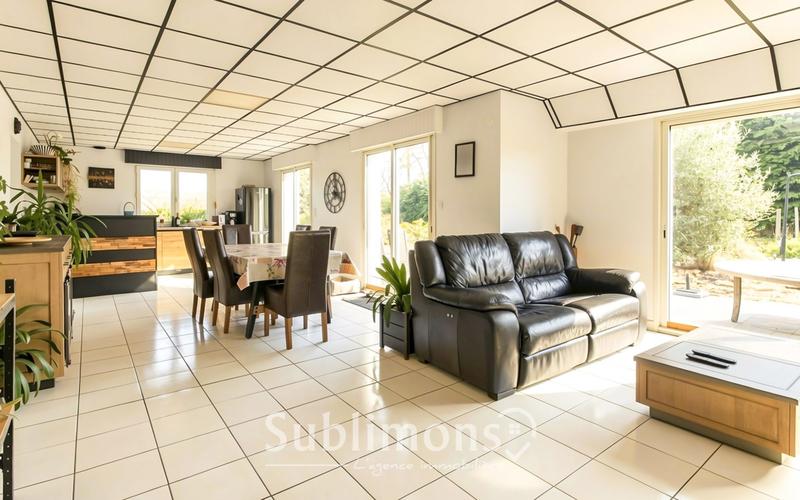 Maison - 121 m² - 5 pièces