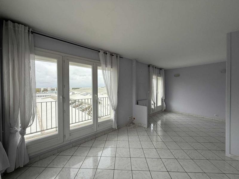 Appartement - 88 m² - 5 pièces