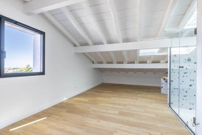 Maison - 165 m² - 6 pièces