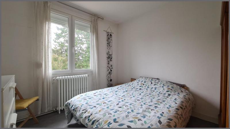 Maison - 95 m² - 8 pièces