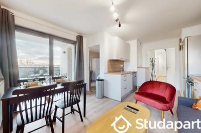 Chambre - 10 m² - 1 pièce