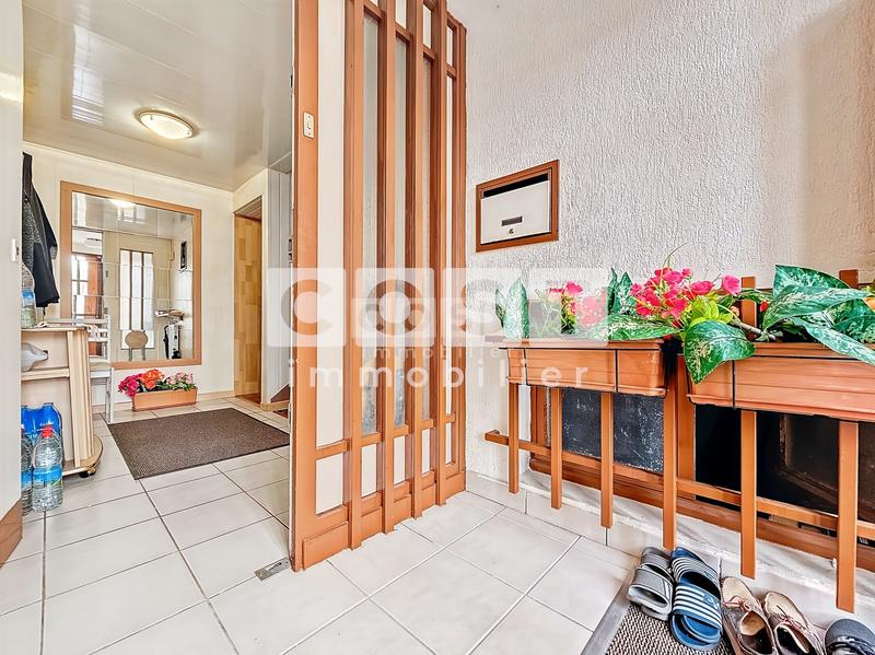 Maison - 96 m² - 5 pièces