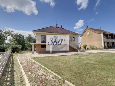 Maison - 118 m² - 5 pièces