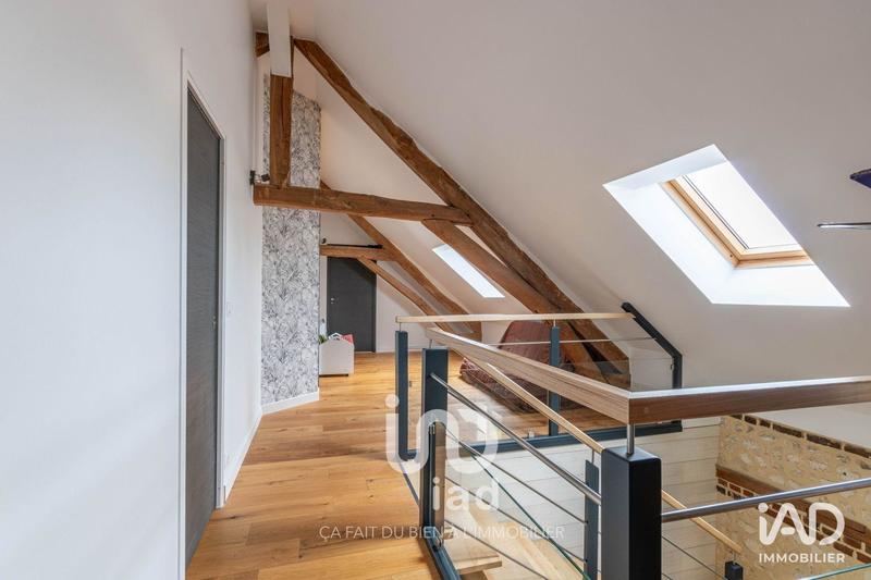 Maison - 218 m² - 4 pièces