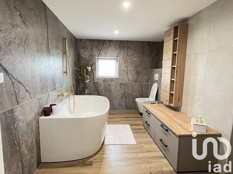 Maison de campagne - 220 m² - 7 pièces