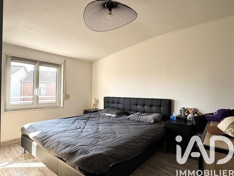 Maison - 96 m² - 4 pièces