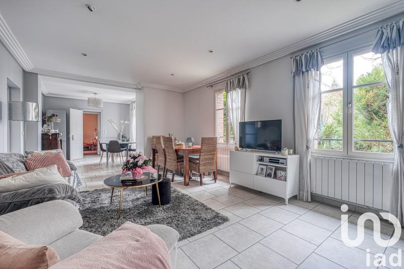 Maison - 176 m² - 7 pièces