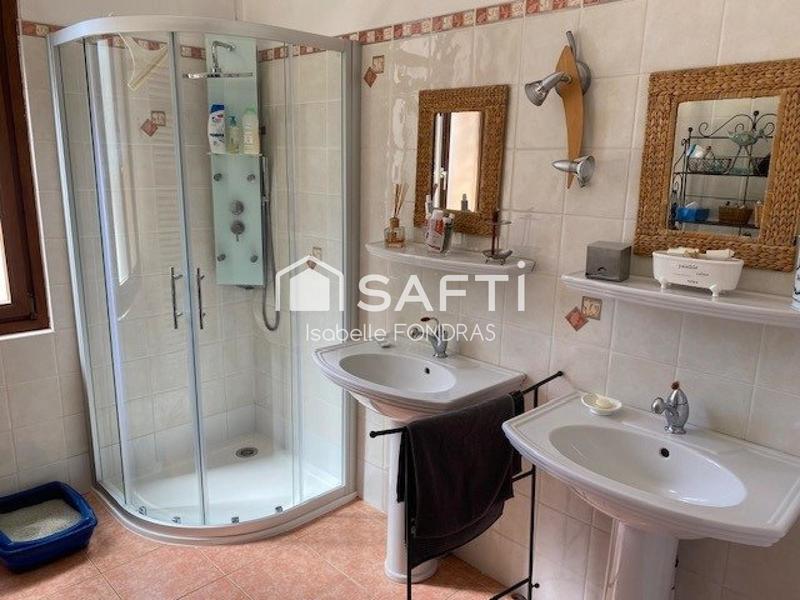 Maison - 142 m² - 6 pièces