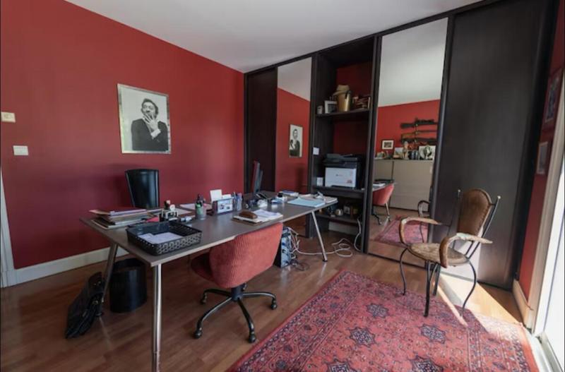 Maison - 240 m² - 7 pièces