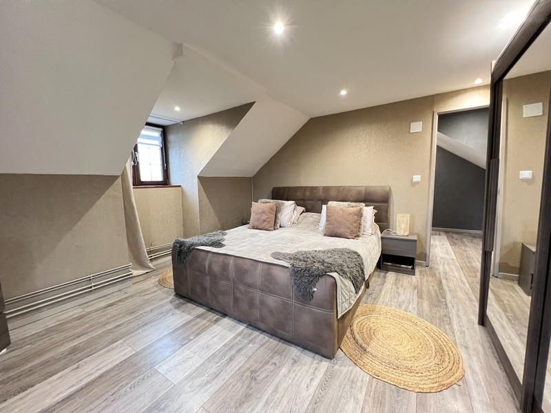 Maison - 155 m² - 7 pièces