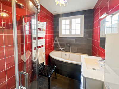 Maison - 123 m² - 3 pièces