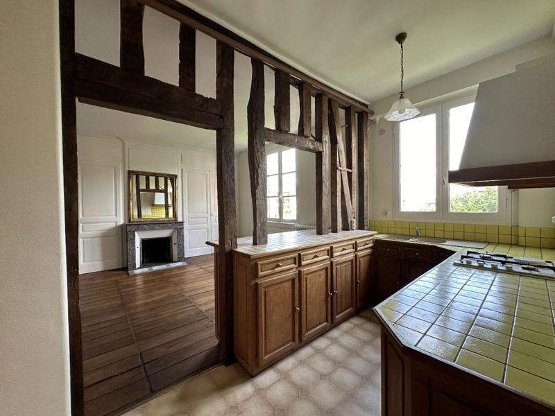 Appartement ancien - 150 m² - 5 pièces