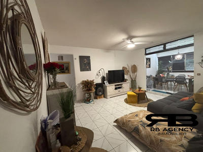 Appartement - 64 m² - 3 pièces