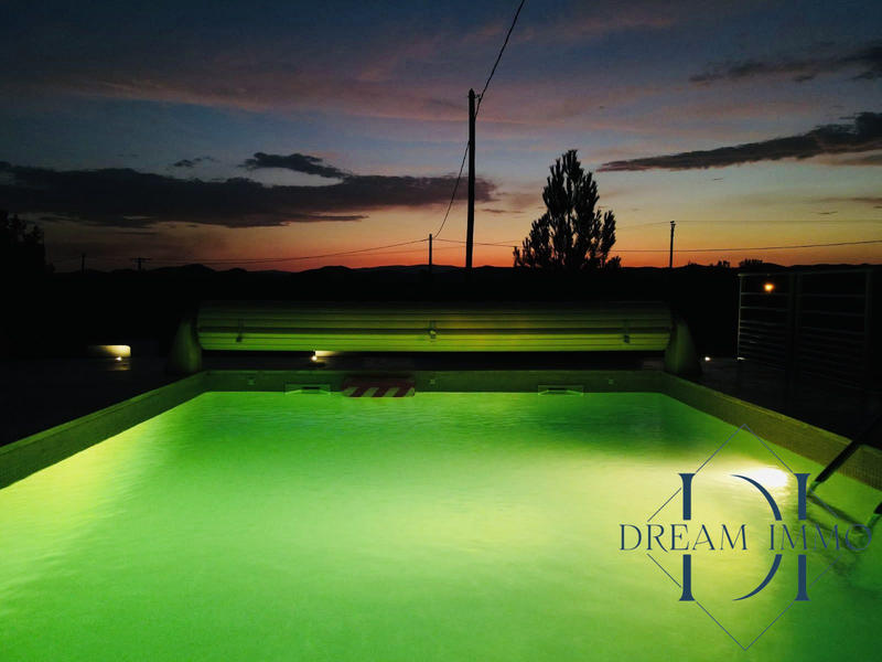 Maison - 166 m² - 4 pièces