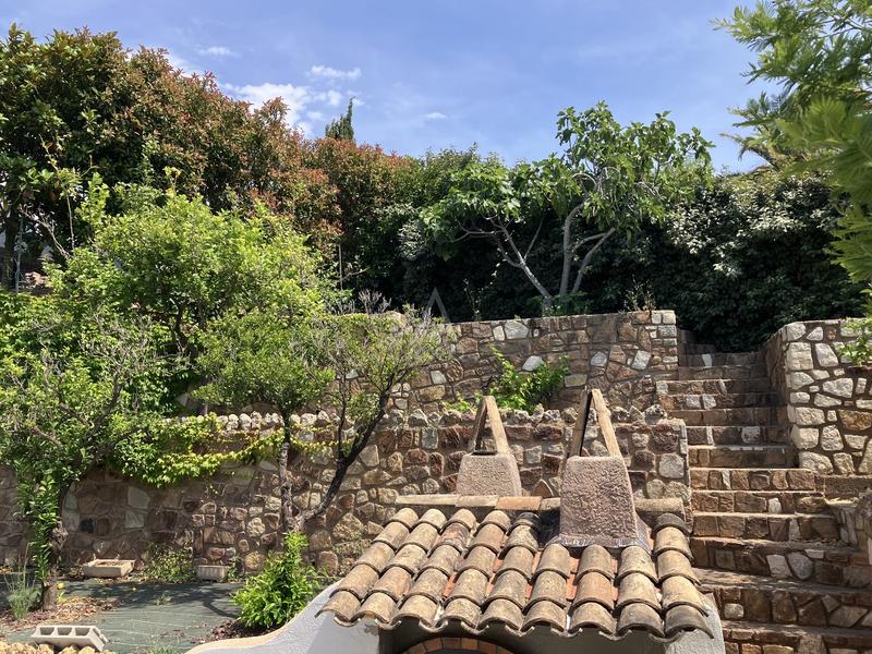 Appartement ancien - 110 m² - 4 pièces