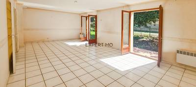 Maison - 90 m² - 3 pièces