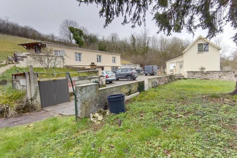 Maison - 80 m² - 4 pièces