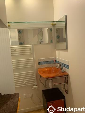 Chambre - 11 m² - 1 pièce