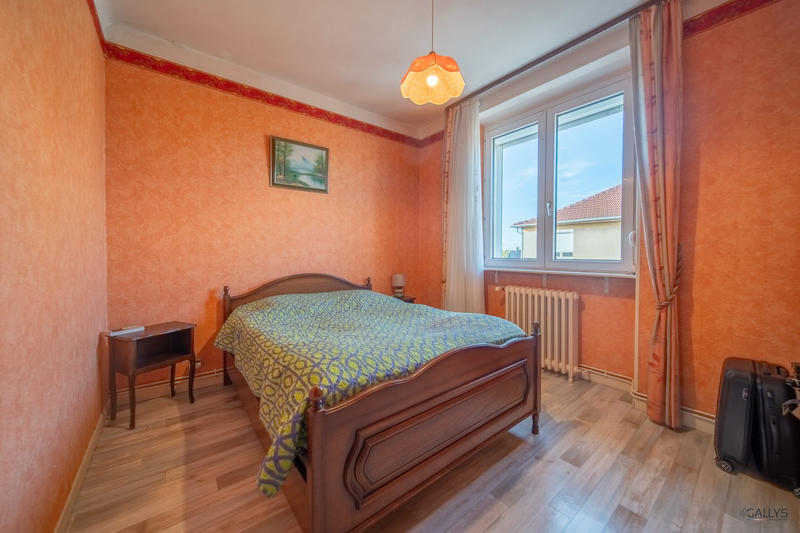 Maison - 100 m² - 4 pièces