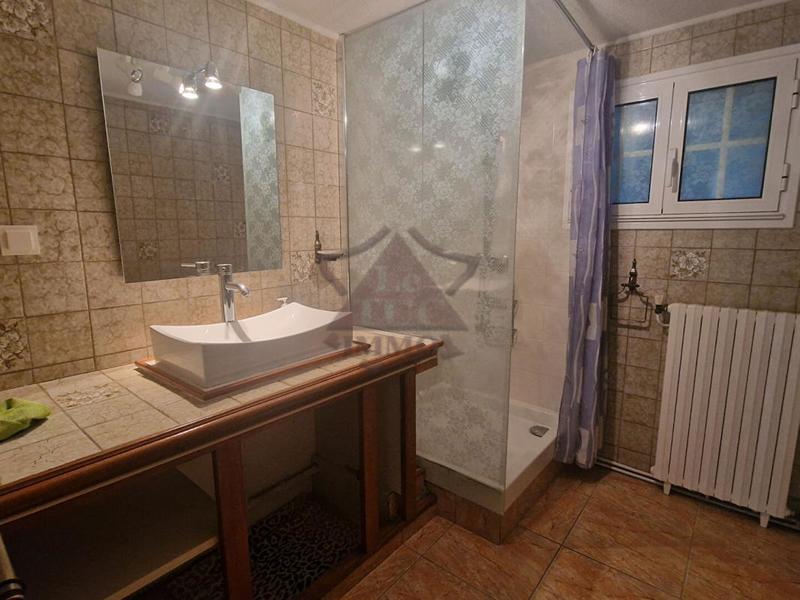 Maison - 144 m² - 7 pièces