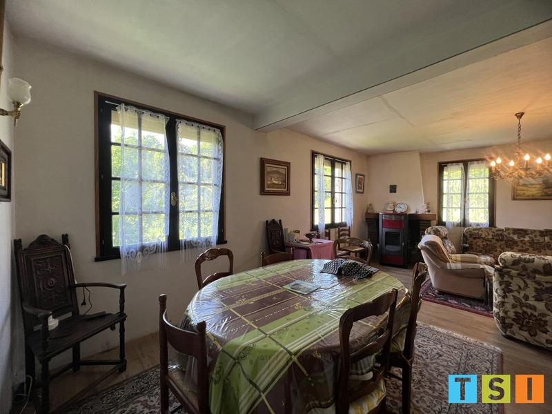 Maison - 139 m² - 6 pièces