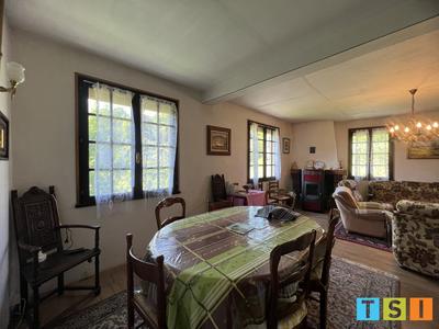 Maison - 139 m² - 6 pièces