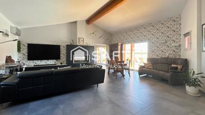 Maison - 260 m² - 8 pièces