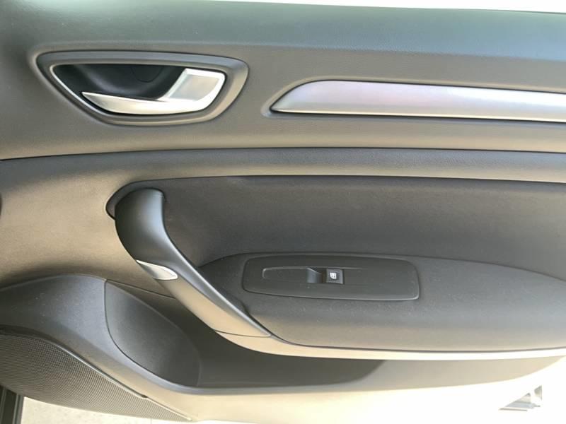 Renault Mégane IV Berline E-Tech Plug-In Hybride 160 Business