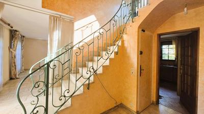 Maison - 143 m² - 7 pièces