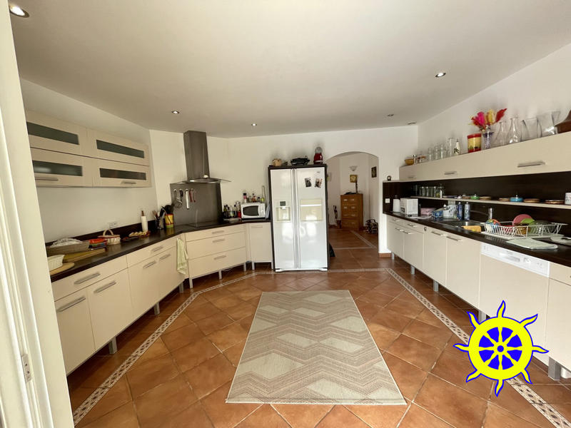 Villa - 195 m² - 5 pièces