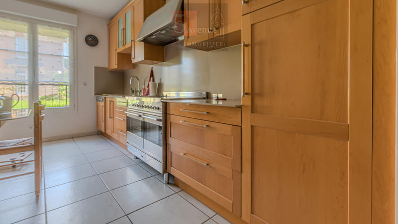 Appartement - 148 m² - 4 pièces