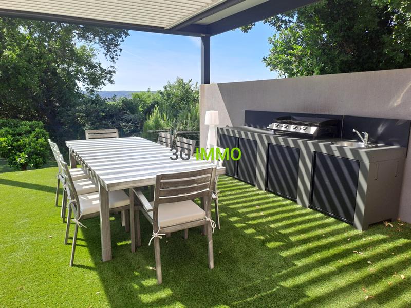 Maison contemporaine - 207 m² - 5 pièces