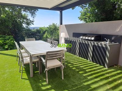 Maison contemporaine - 207 m² - 5 pièces