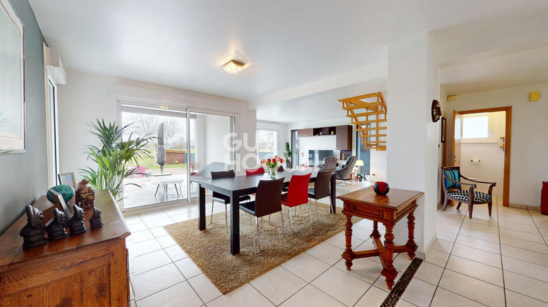 Maison - 145 m² - 5 pièces